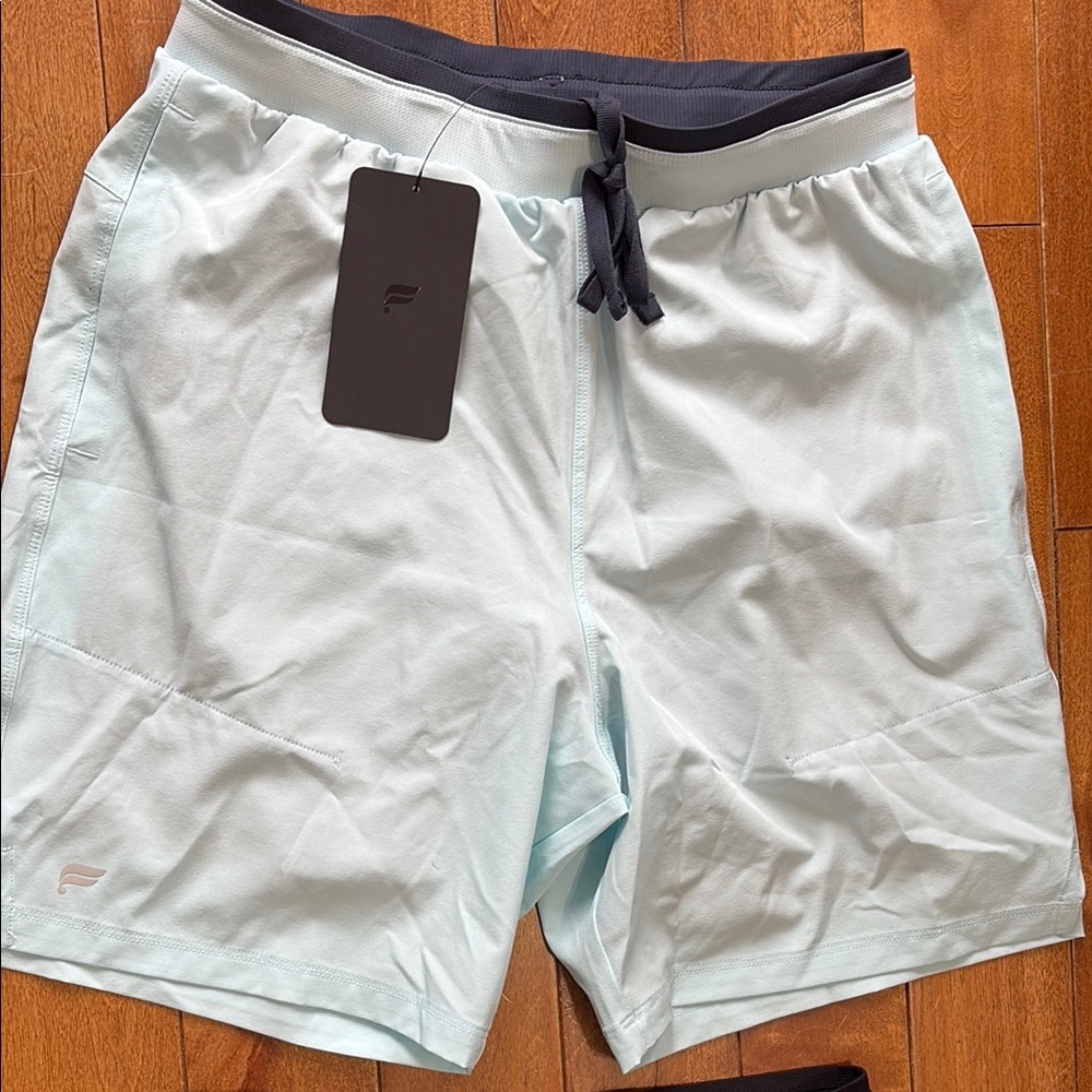 New with Tags, Men’s Fabletics The 7” Fundamental Short 2, lined. Size S